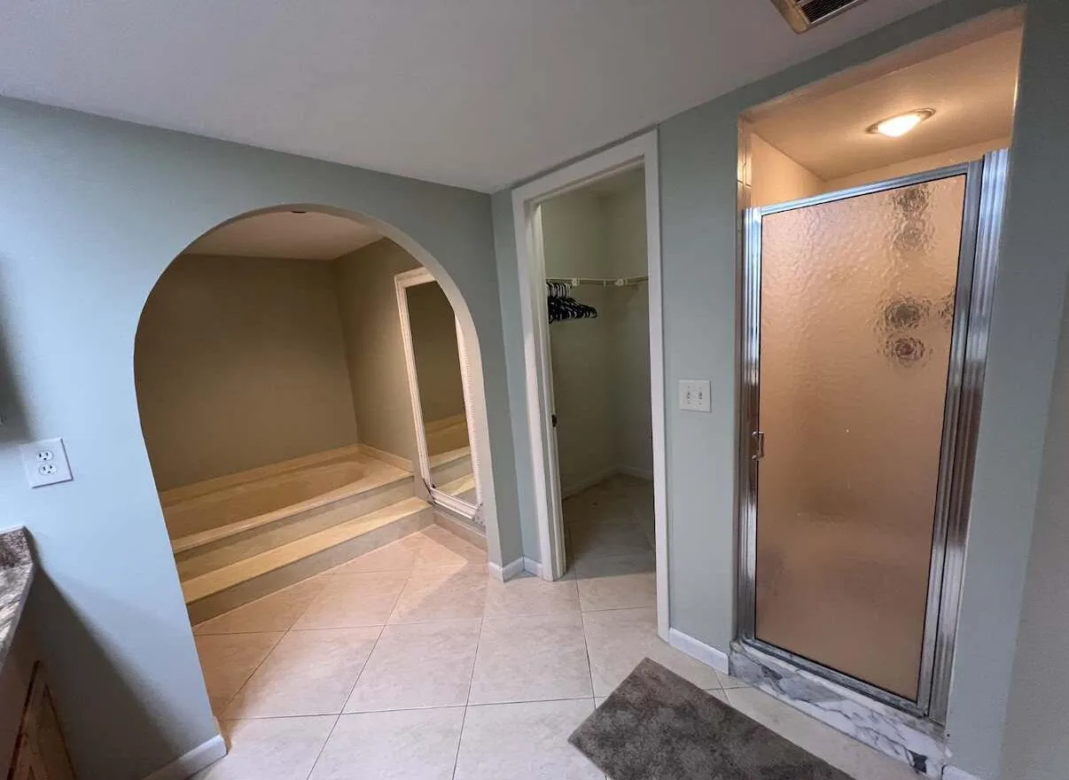1639 Embassy Drive # 202, West Palm Beach, FL 33401 photo 13