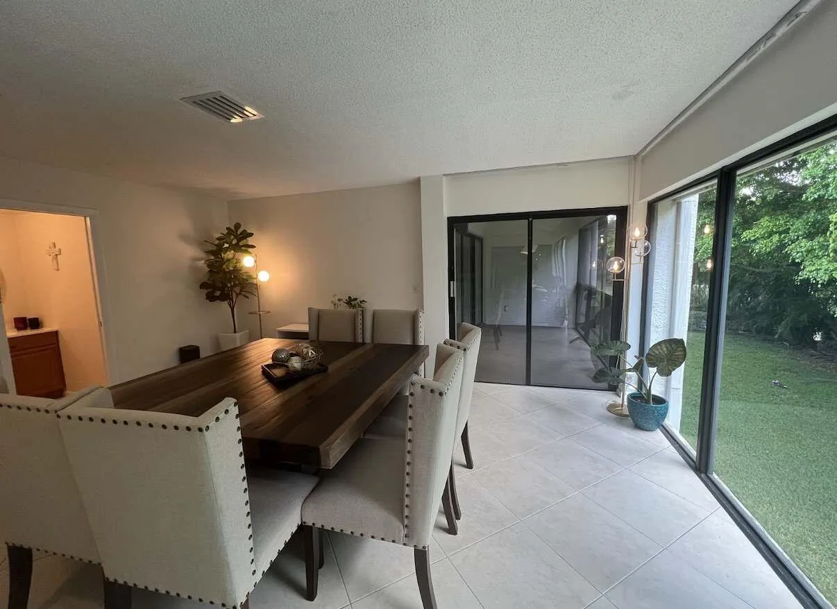 1639 Embassy Drive # 202, West Palm Beach, FL 33401 photo 5