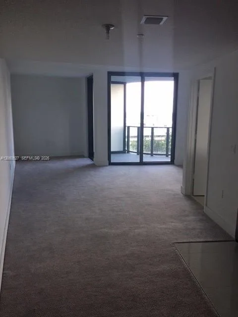 121 NE 34th St # 914, Miami, FL 33137 photo 4