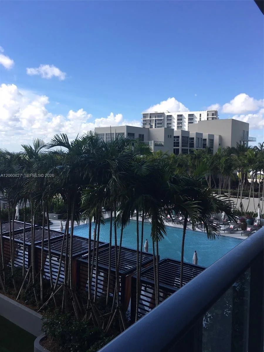 121 NE 34th St # 914, Miami, FL 33137 photo 9