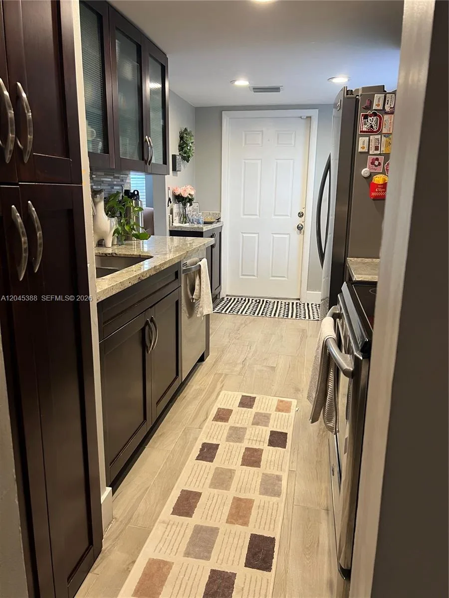 11331 SW 9th Ct, Pembroke Pines, FL 33025 photo 8