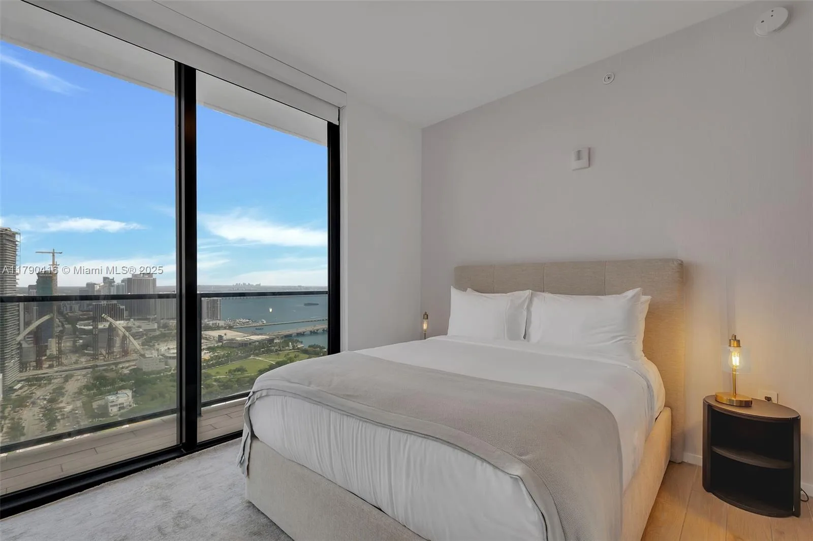 398 NE 5th St # 3901, Miami, FL 33132 photo 7