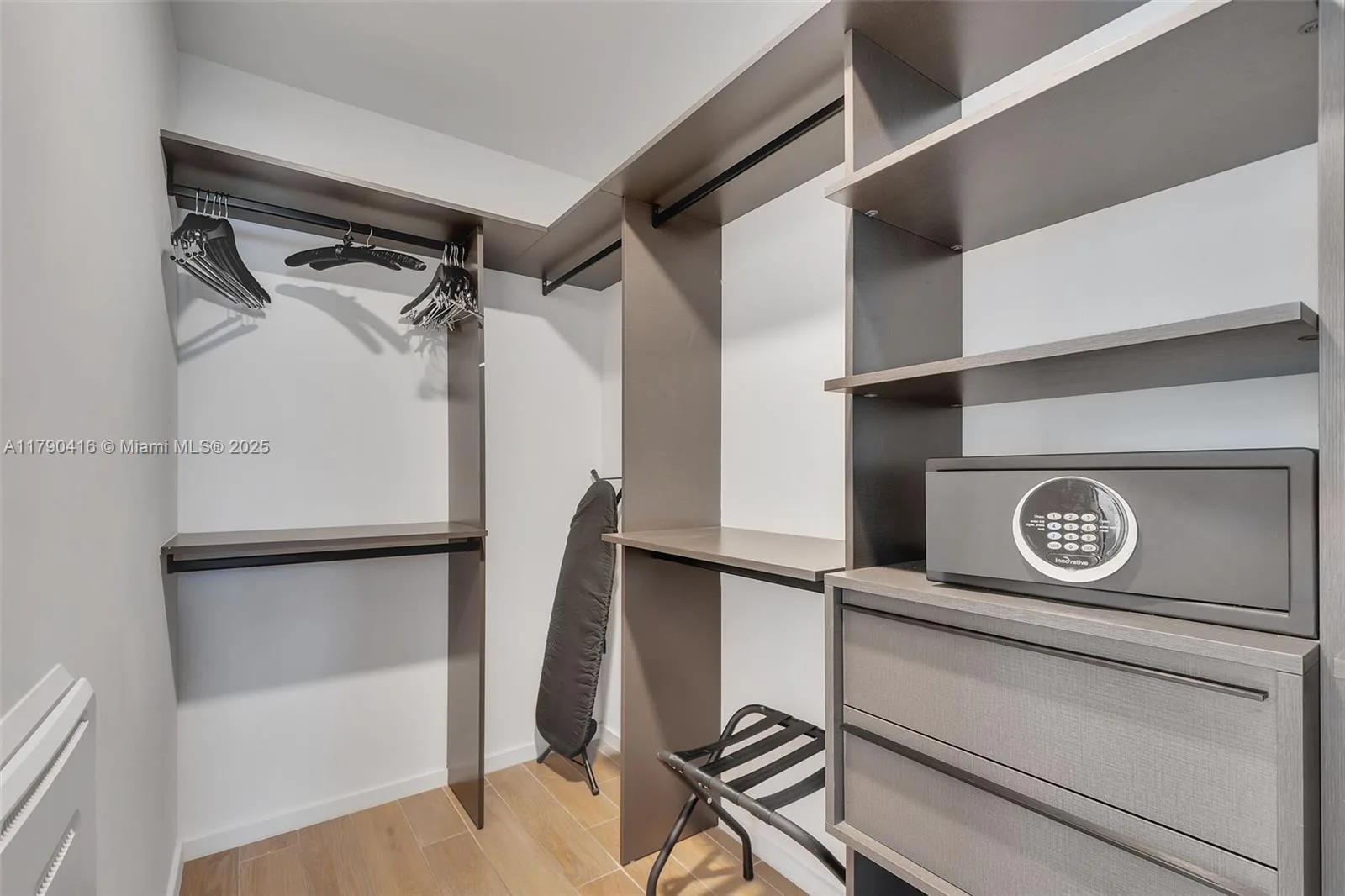 398 NE 5th St # 3901, Miami, FL 33132 photo 9