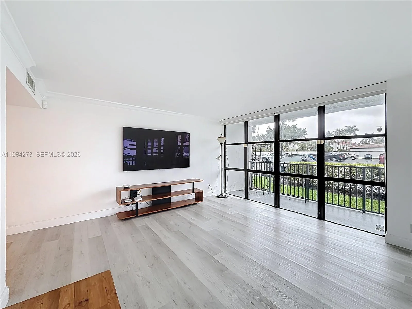 1000 Parkview Dr # 121, Hallandale Beach, FL 33009 photo 11