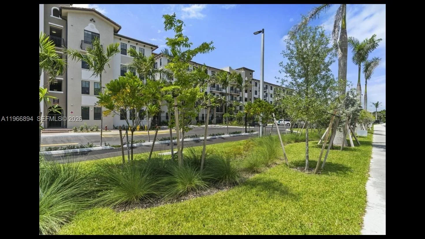 7850 Pasadena Blvd # B1, Pembroke Pines, FL 33024 photo 2