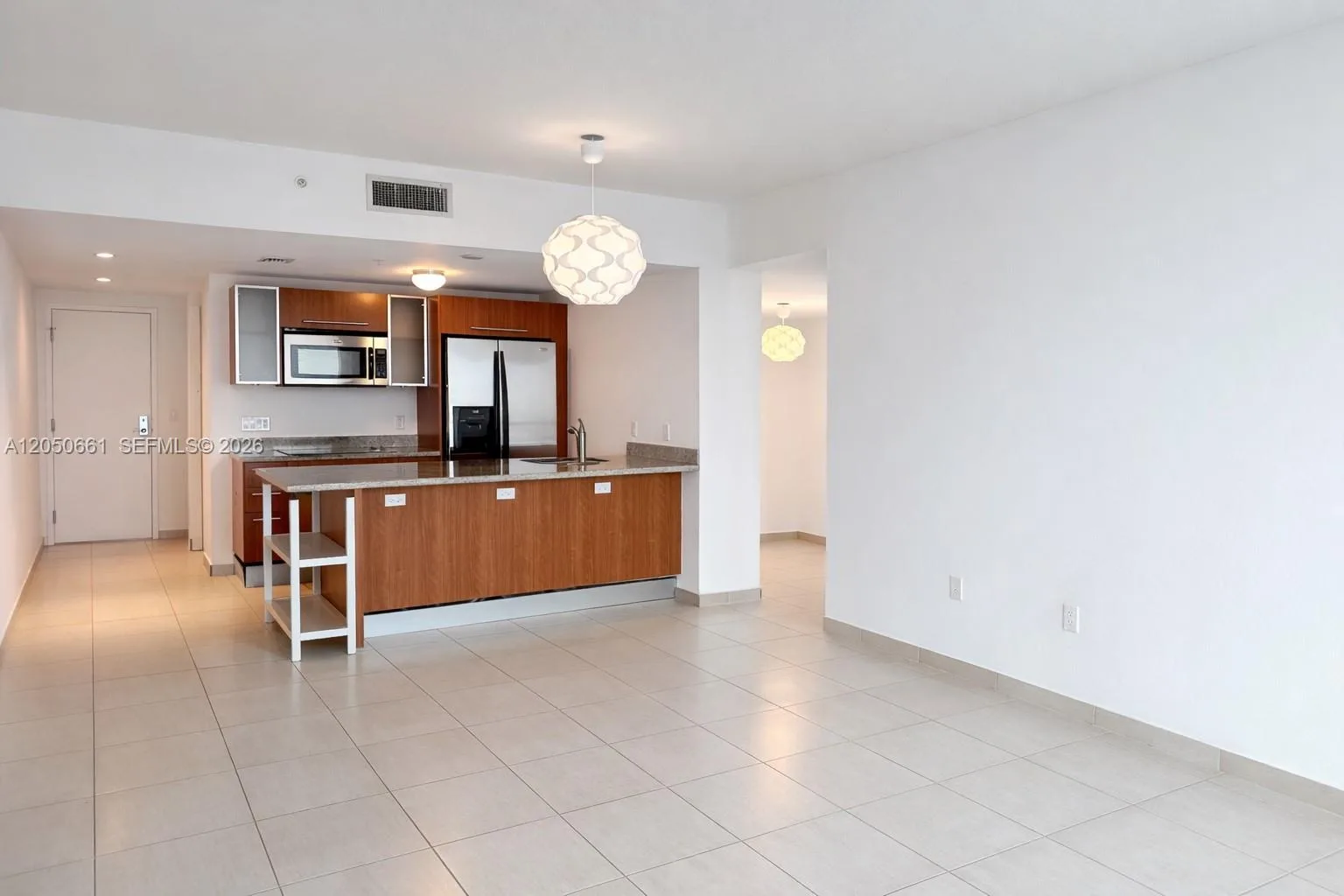 185 SW 7th St # 3704, Miami, FL 33130 photo 11