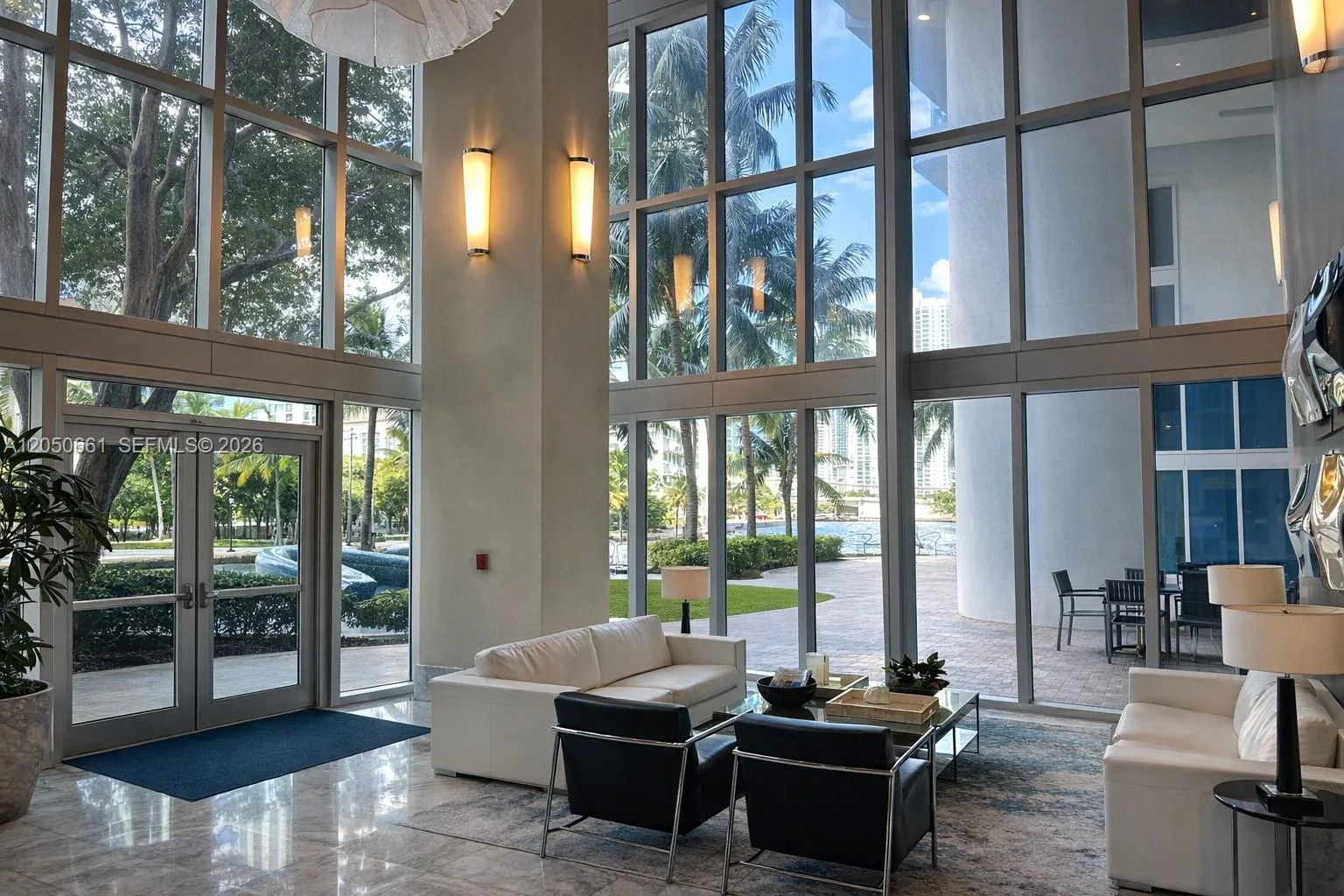 185 SW 7th St # 3704, Miami, FL 33130 photo 9