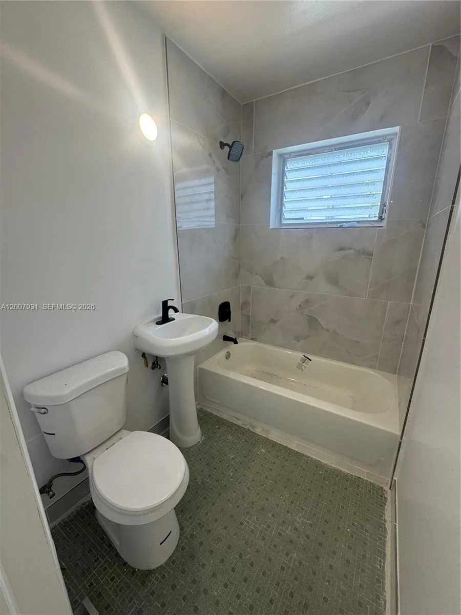 7300 Harding Ave # 21, Miami Beach, FL 33141 photo 2
