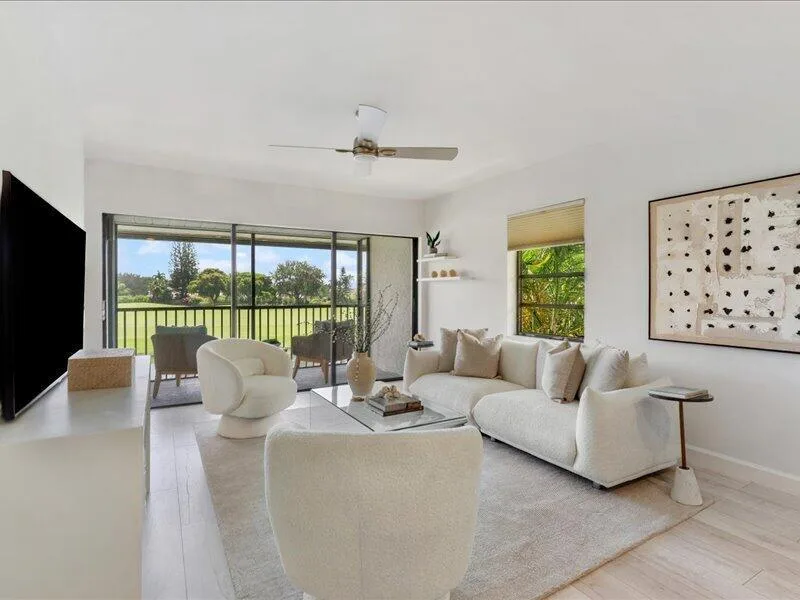 551 Greensward Lane # 204-d, Delray Beach, FL 33445