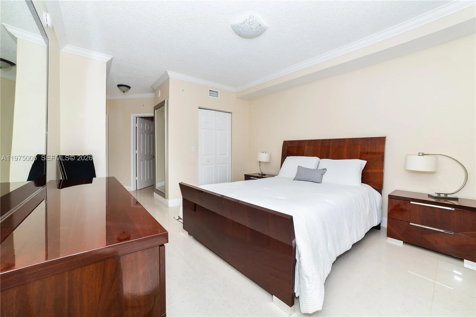 17100 N Bay Rd # 1815, Sunny Isles Beach, FL 33160 photo 9