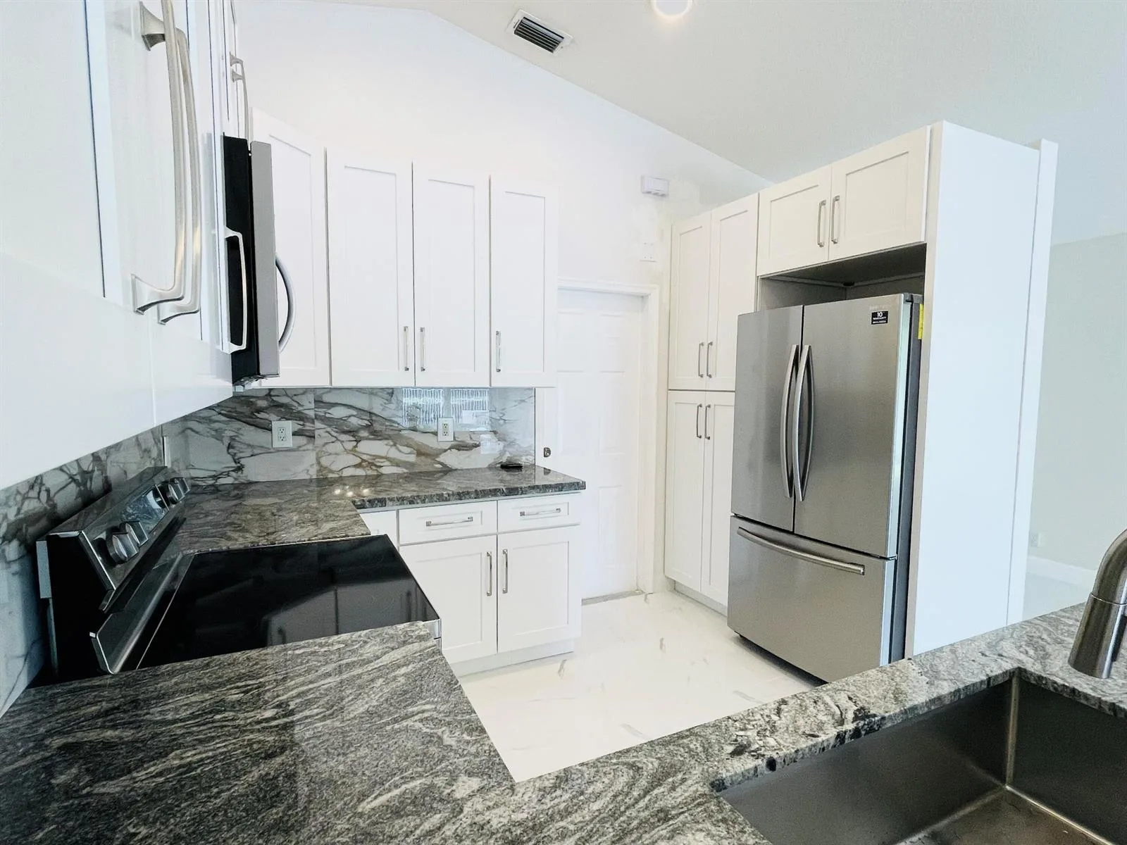 4354 Mahogany Ridge Drive, Weston, FL 33331 photo 6