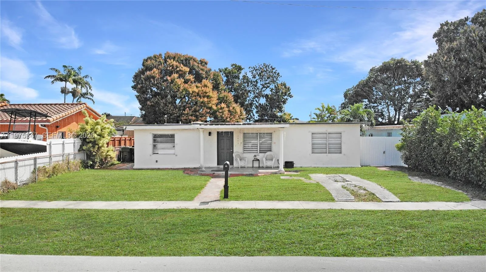 1461 E 7th Ct, Hialeah, FL 33010
