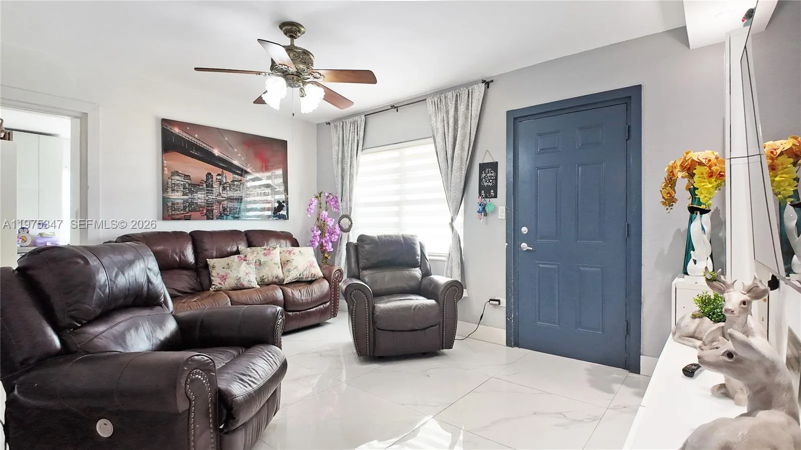 1461 E 7th Ct, Hialeah, FL 33010 photo 5