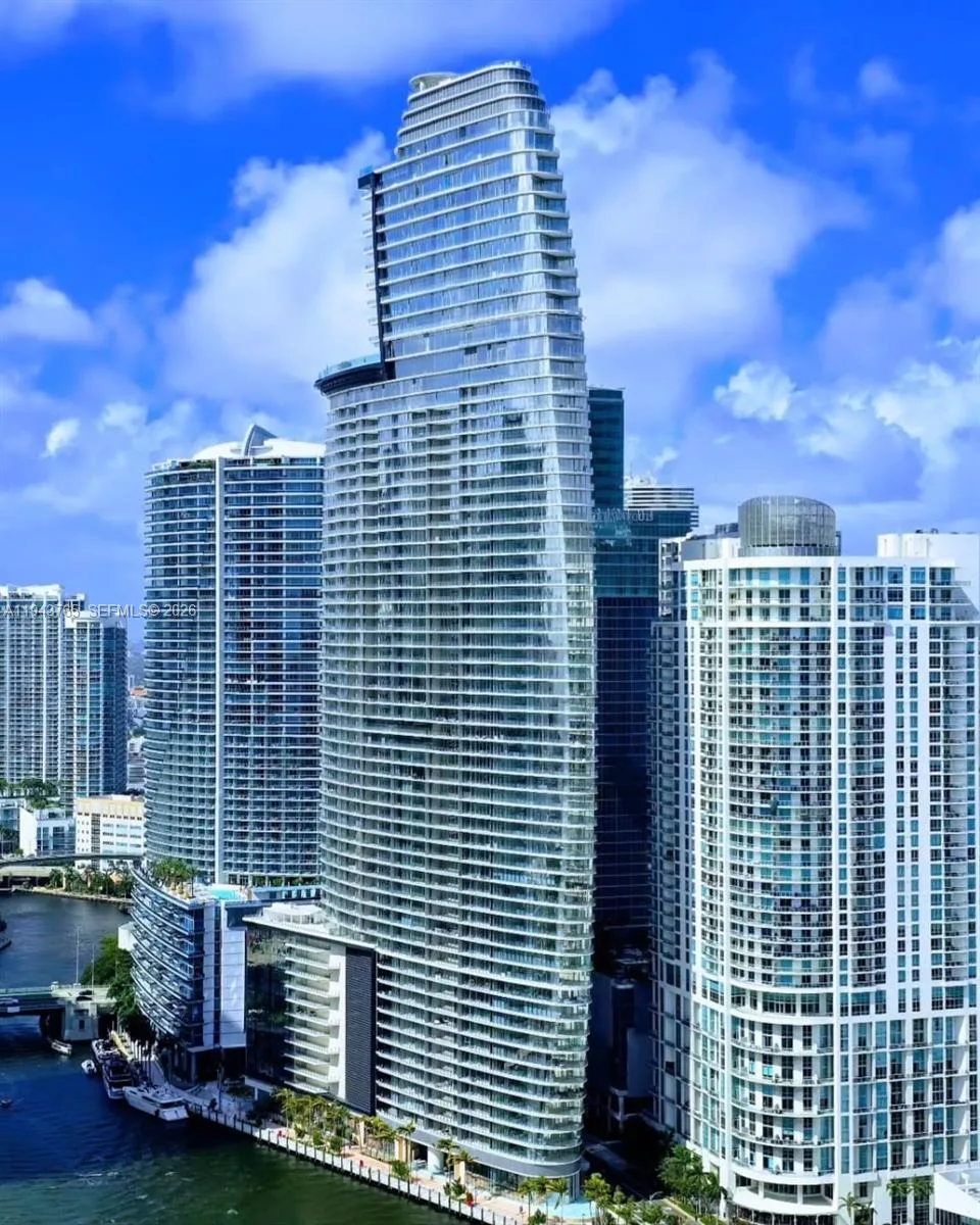 300 Biscayne Blvd Way # 3403, Miami, FL 33131