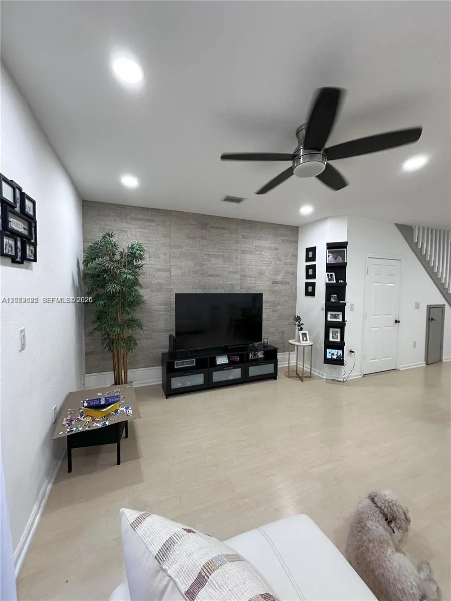 541 Princess Dr, Margate, FL 33068 photo 9