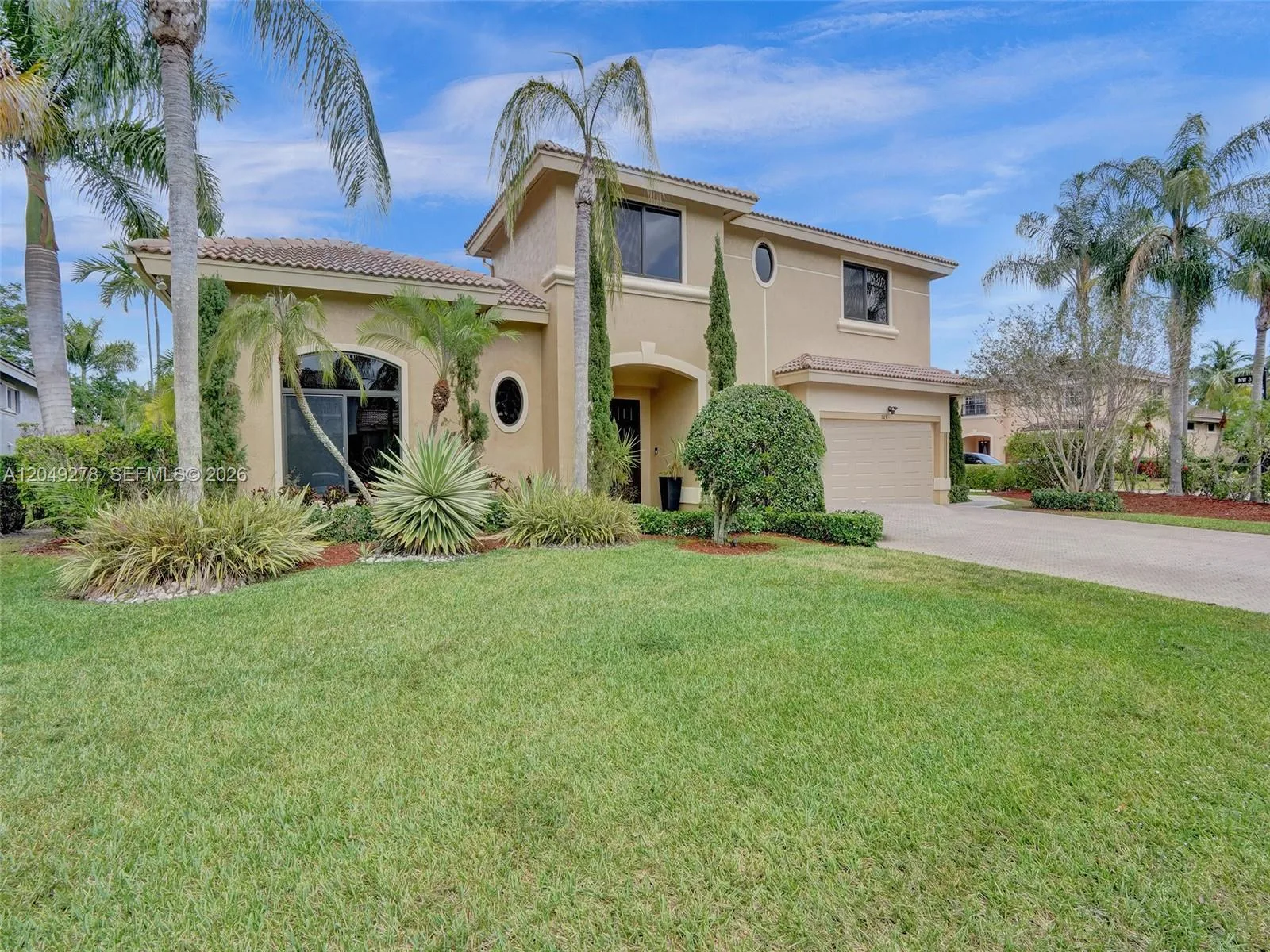 303 NW 119th Dr, Coral Springs, FL 33071 photo 2