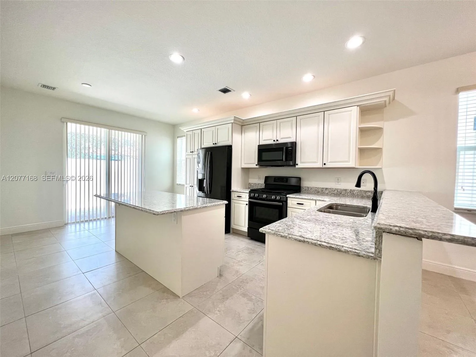 3280 NW 126th Ave, Sunrise, FL 33323 photo 6