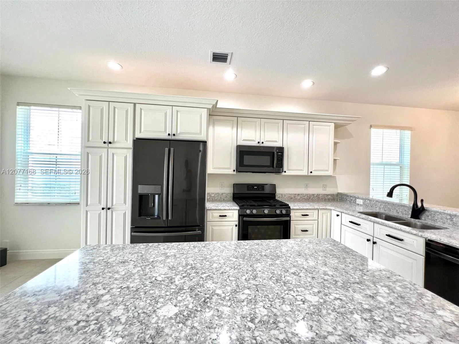 3280 NW 126th Ave, Sunrise, FL 33323 photo 9
