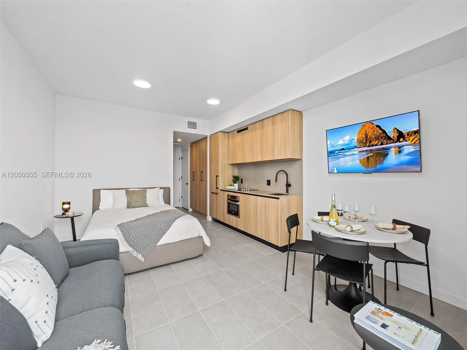 121 NE 5th St # 3704, Miami, FL 33132 photo 10