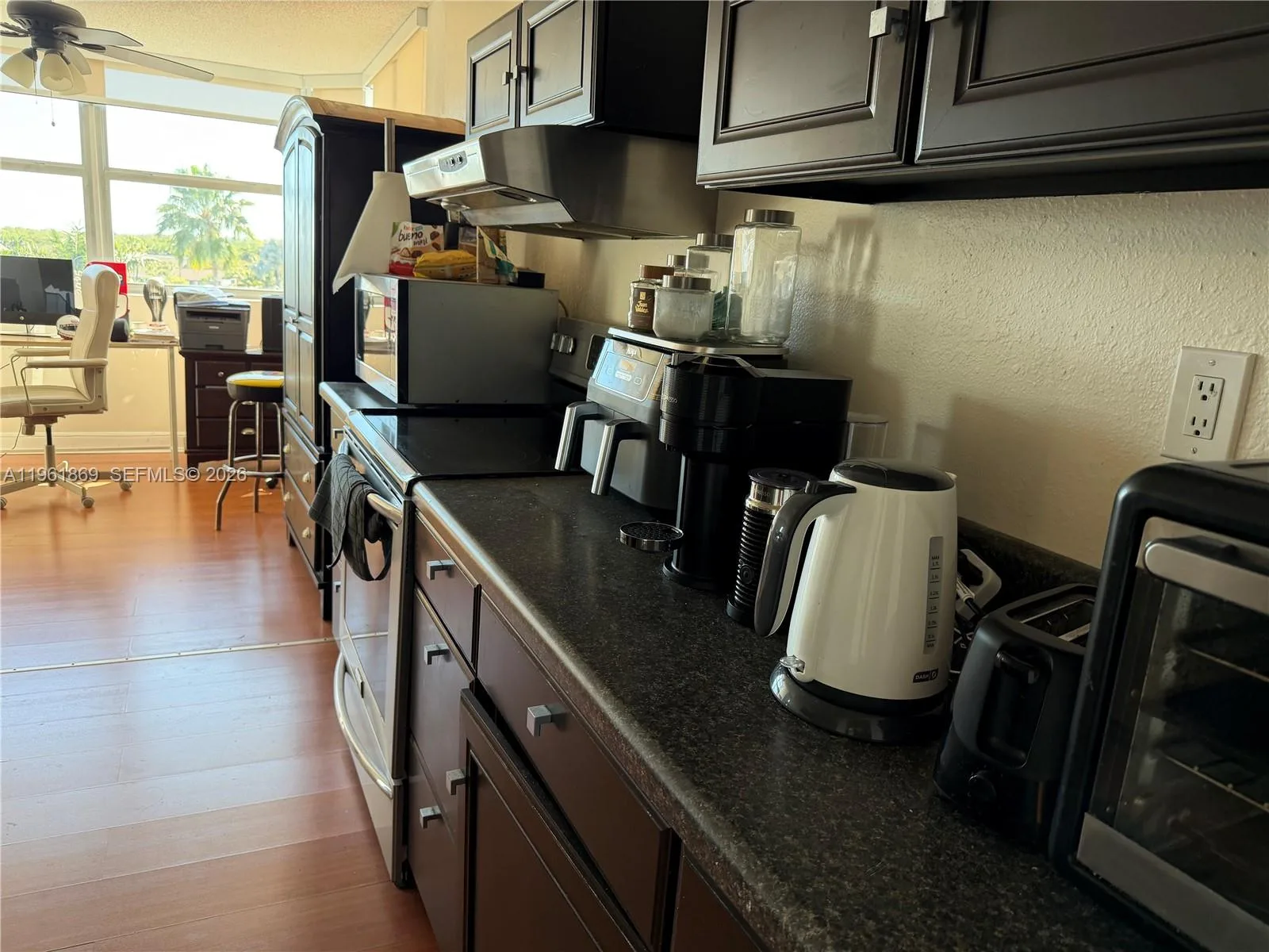 16546 NE 26th Ave # 6H, North Miami Beach, FL 33160 photo 12
