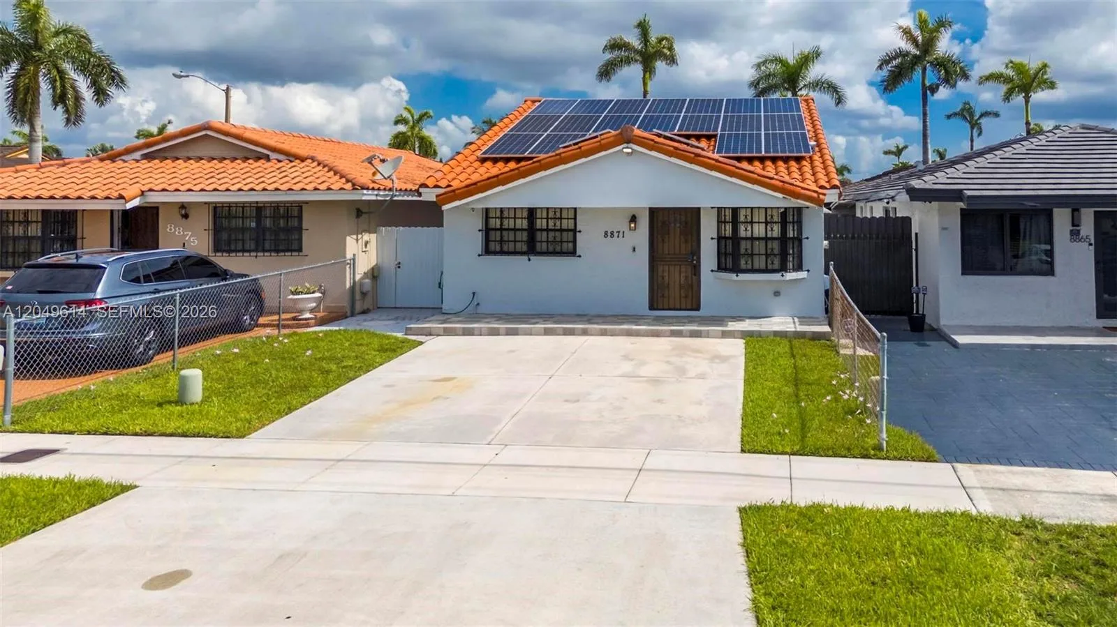 8871 NW 114th St, Hialeah Gardens, FL 33018