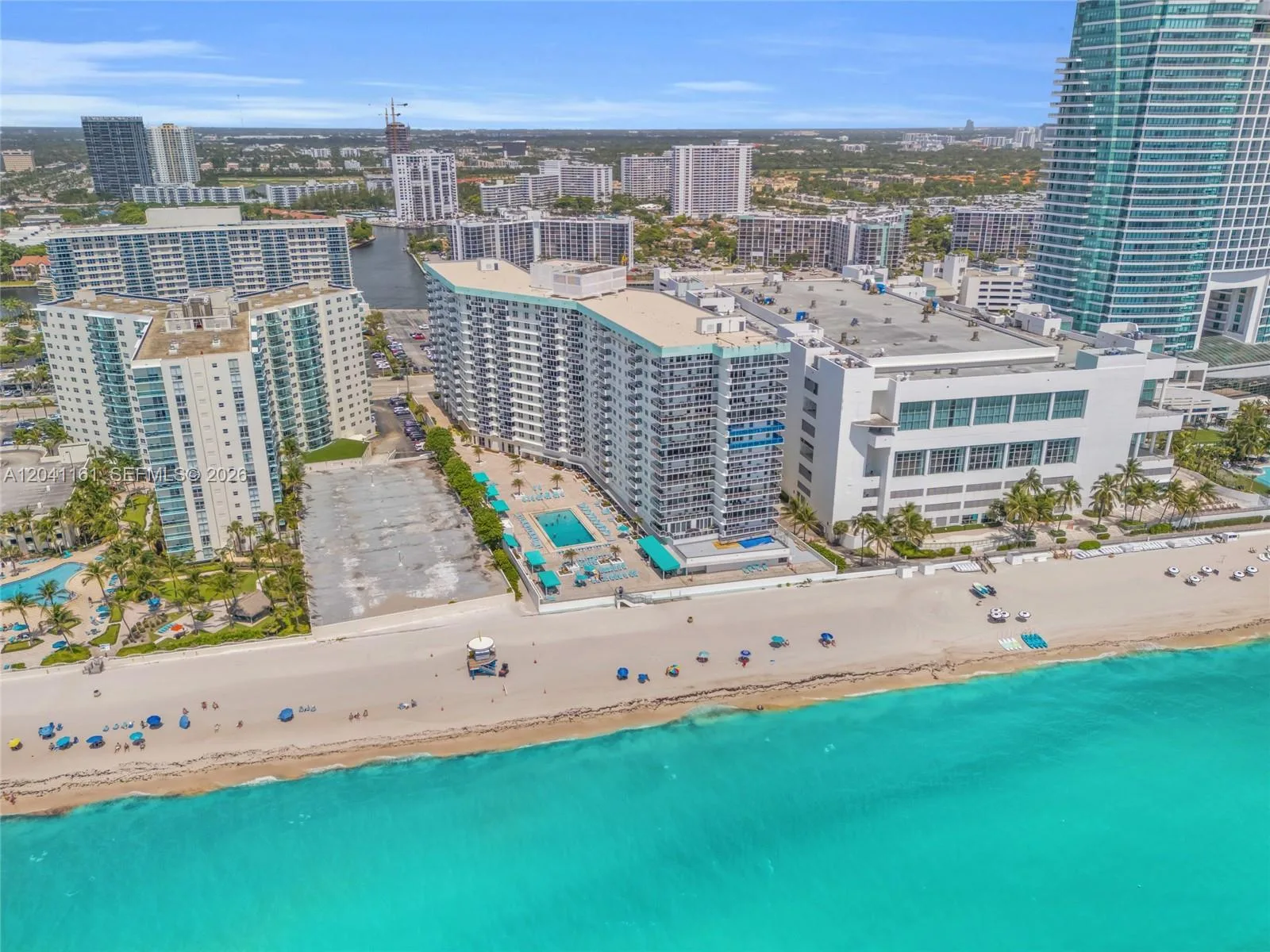 3725 S Ocean Dr # 422, Hollywood, FL 33019