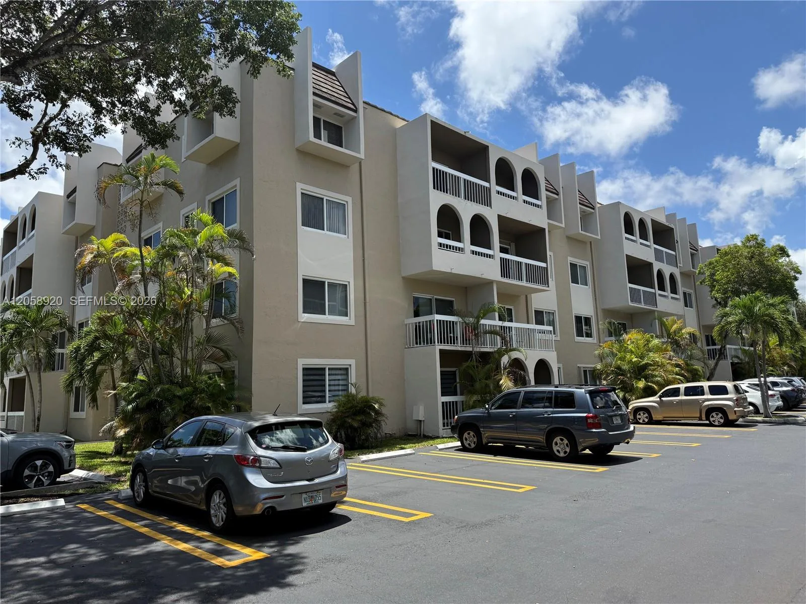 7720 Camino Real # 107, Miami, FL 33143