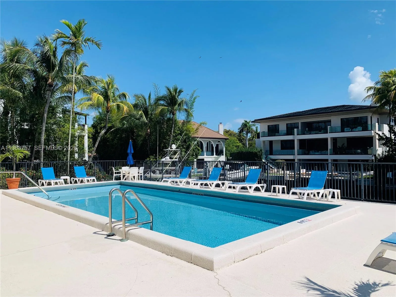 6815 Edgewater Dr # 105, Coral Gables, FL 33133 photo 12