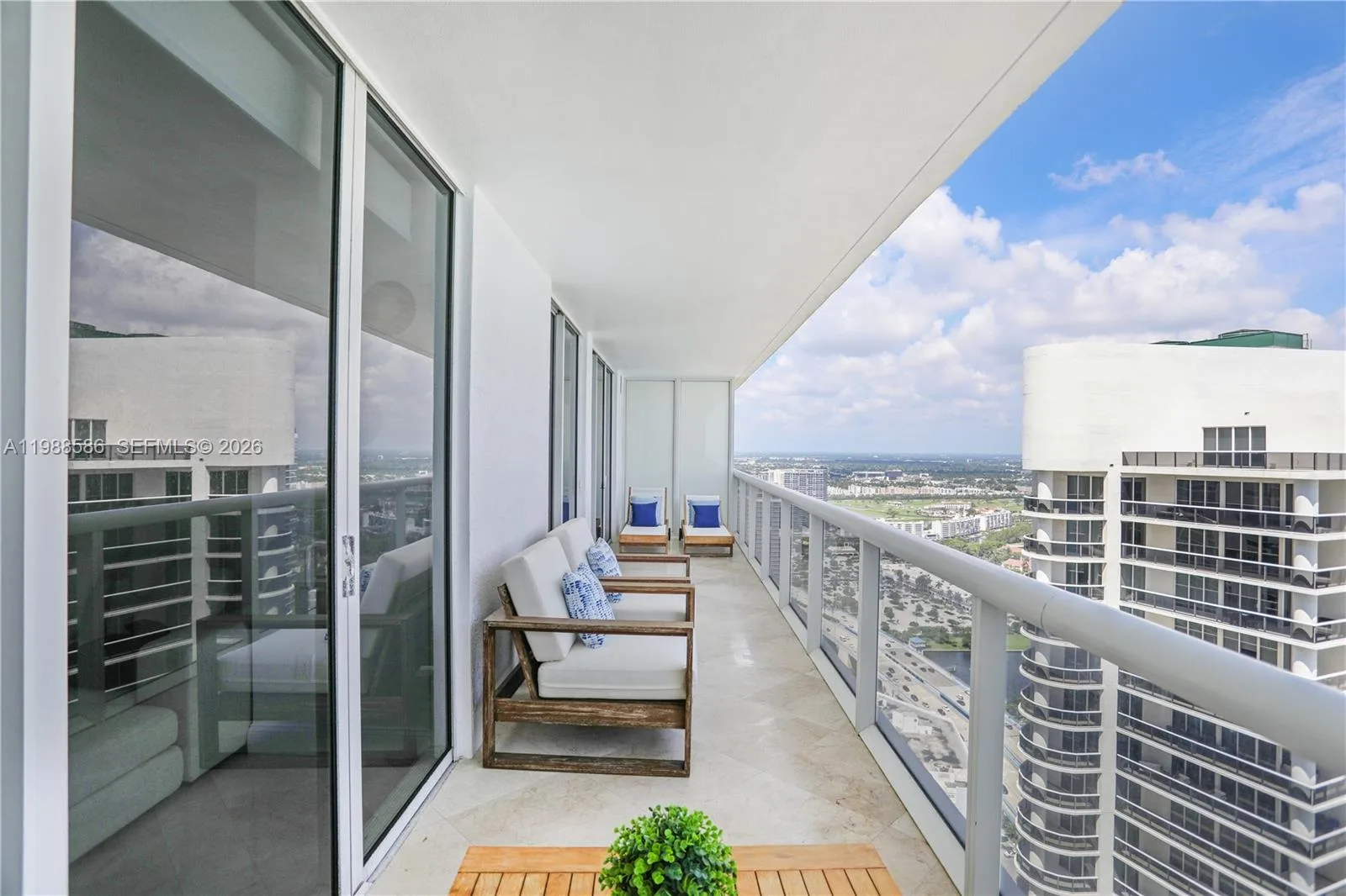 1830 S Ocean Dr # 4511, Hallandale Beach, FL 33009 photo 5