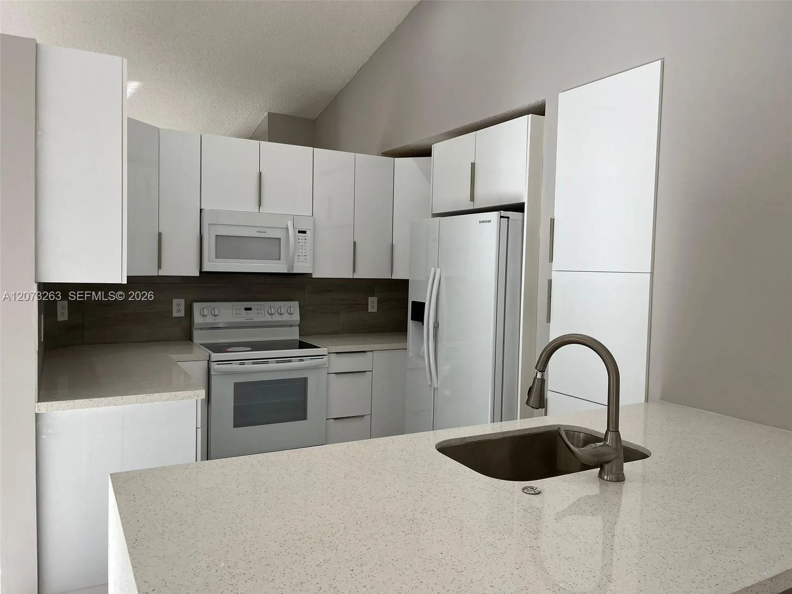1542 Presidio Dr # 1542, Weston, FL 33327 photo 5
