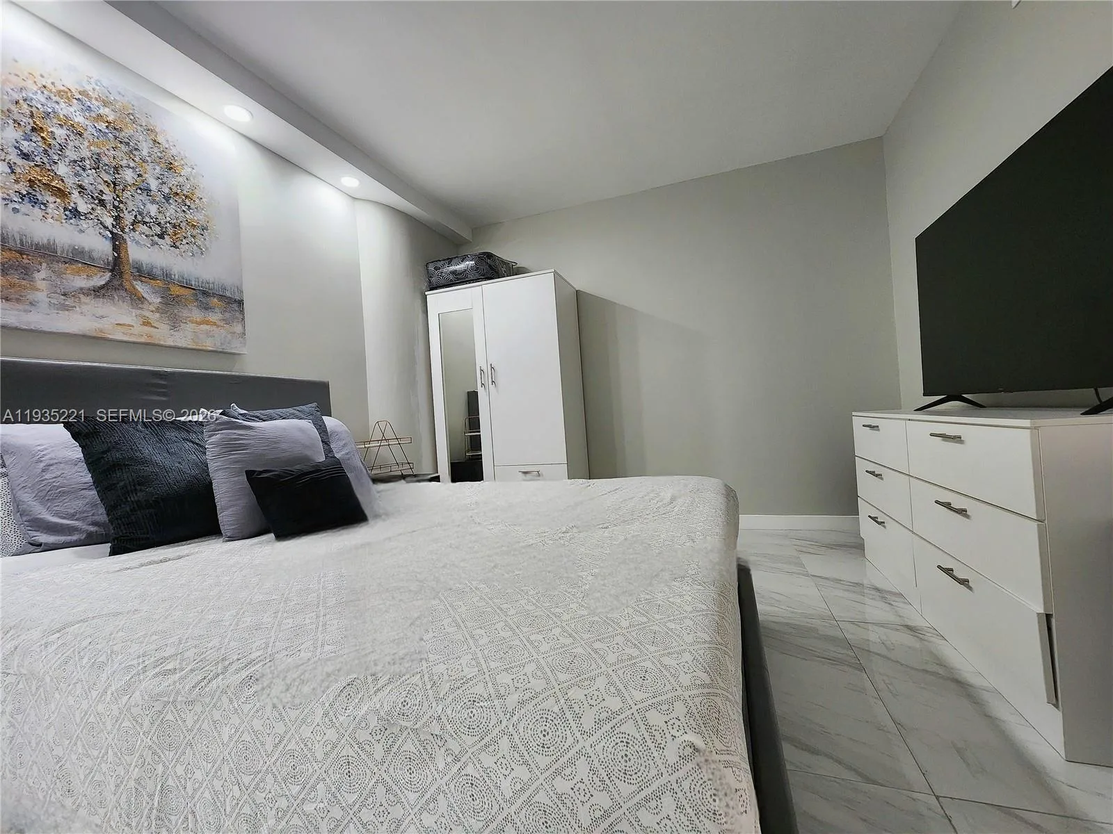 3725 S Ocean Dr # 425, Hollywood, FL 33019 photo 10