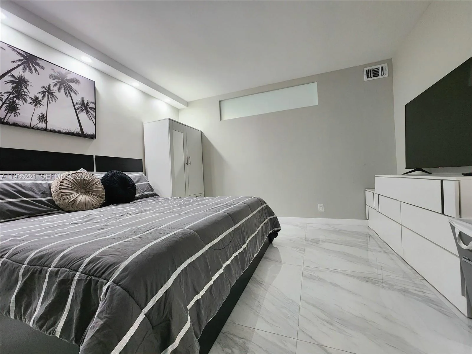 3725 S Ocean Dr # 425, Hollywood, FL 33019 photo 8