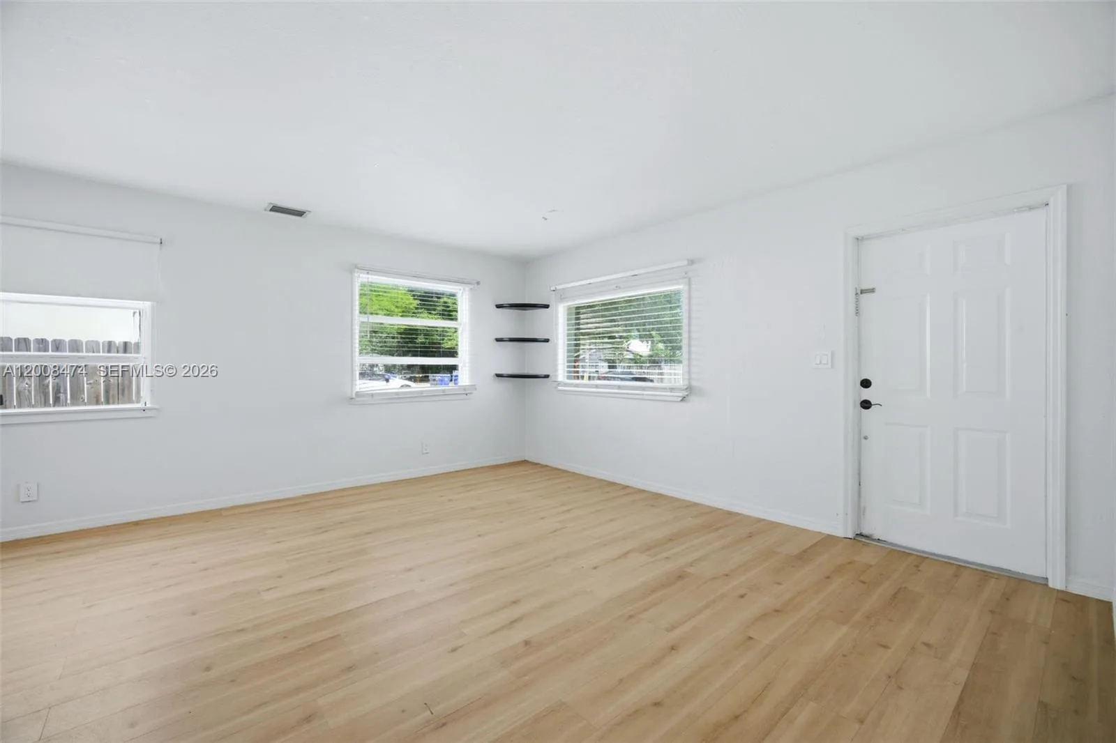 2124 Taylor St, Hollywood, FL 33020 photo 8