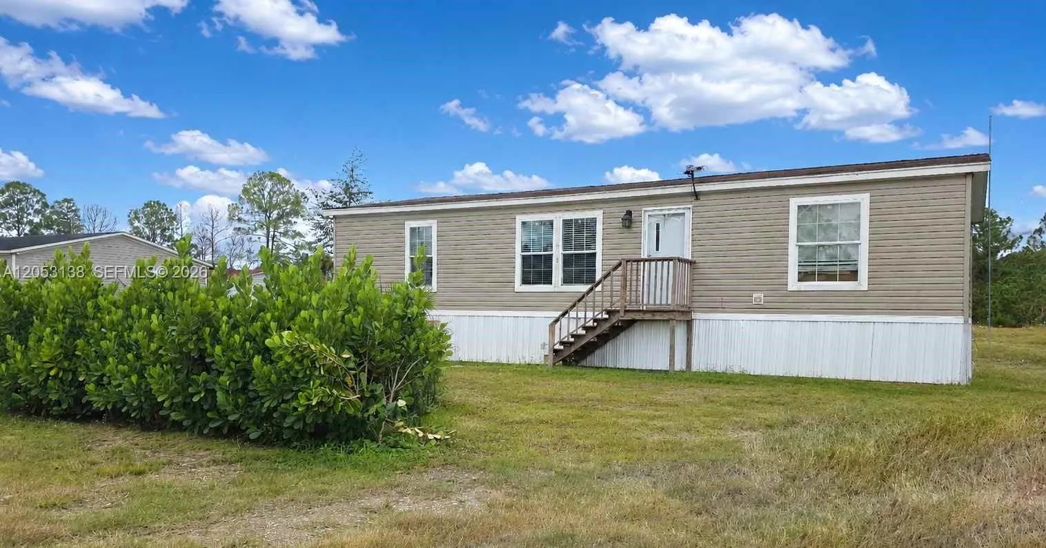 612 Hunting Club, Clewiston, FL 33440 photo 3