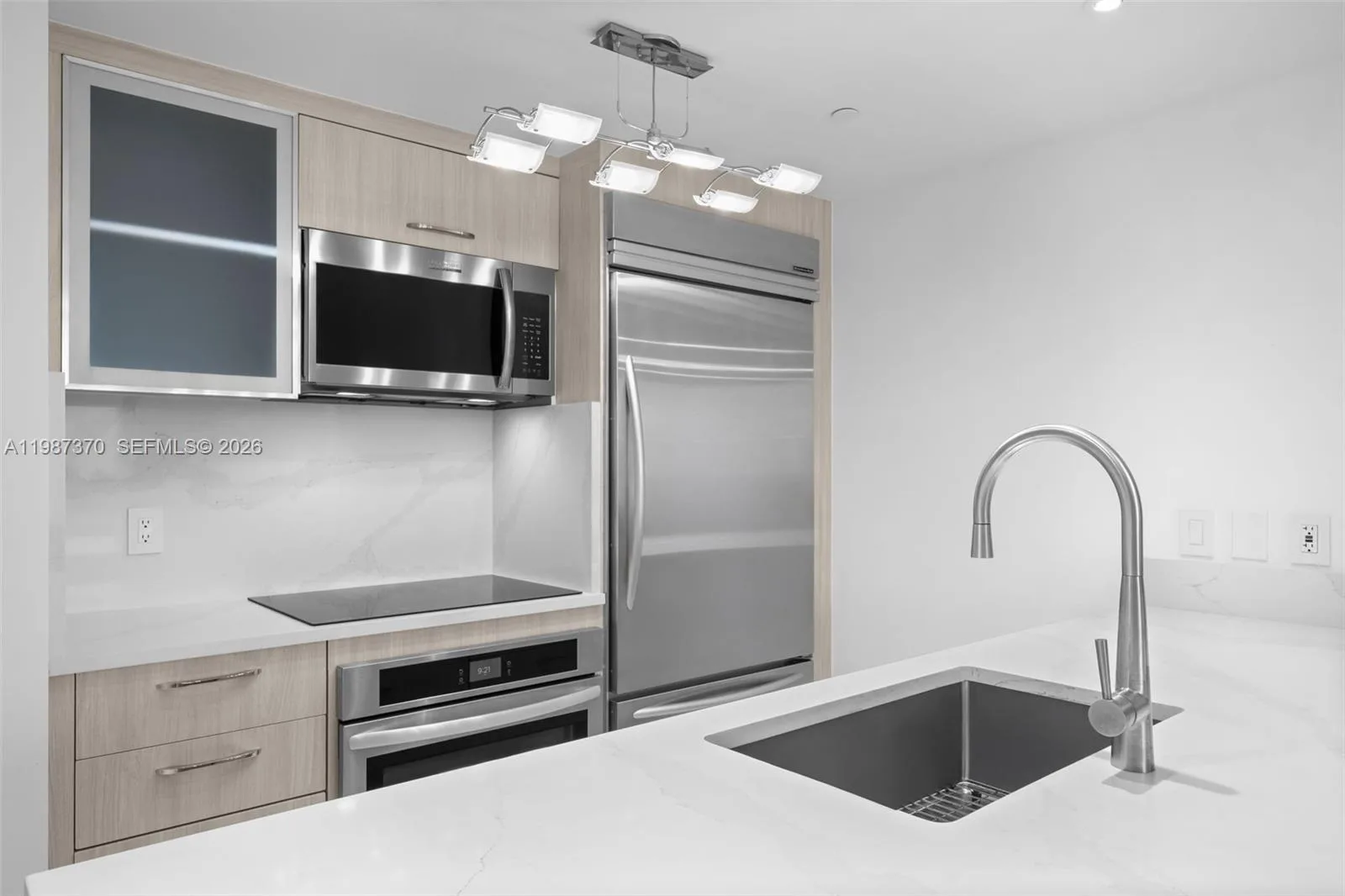 1850 S Ocean Dr # 4206, Hallandale Beach, FL 33009 photo 9