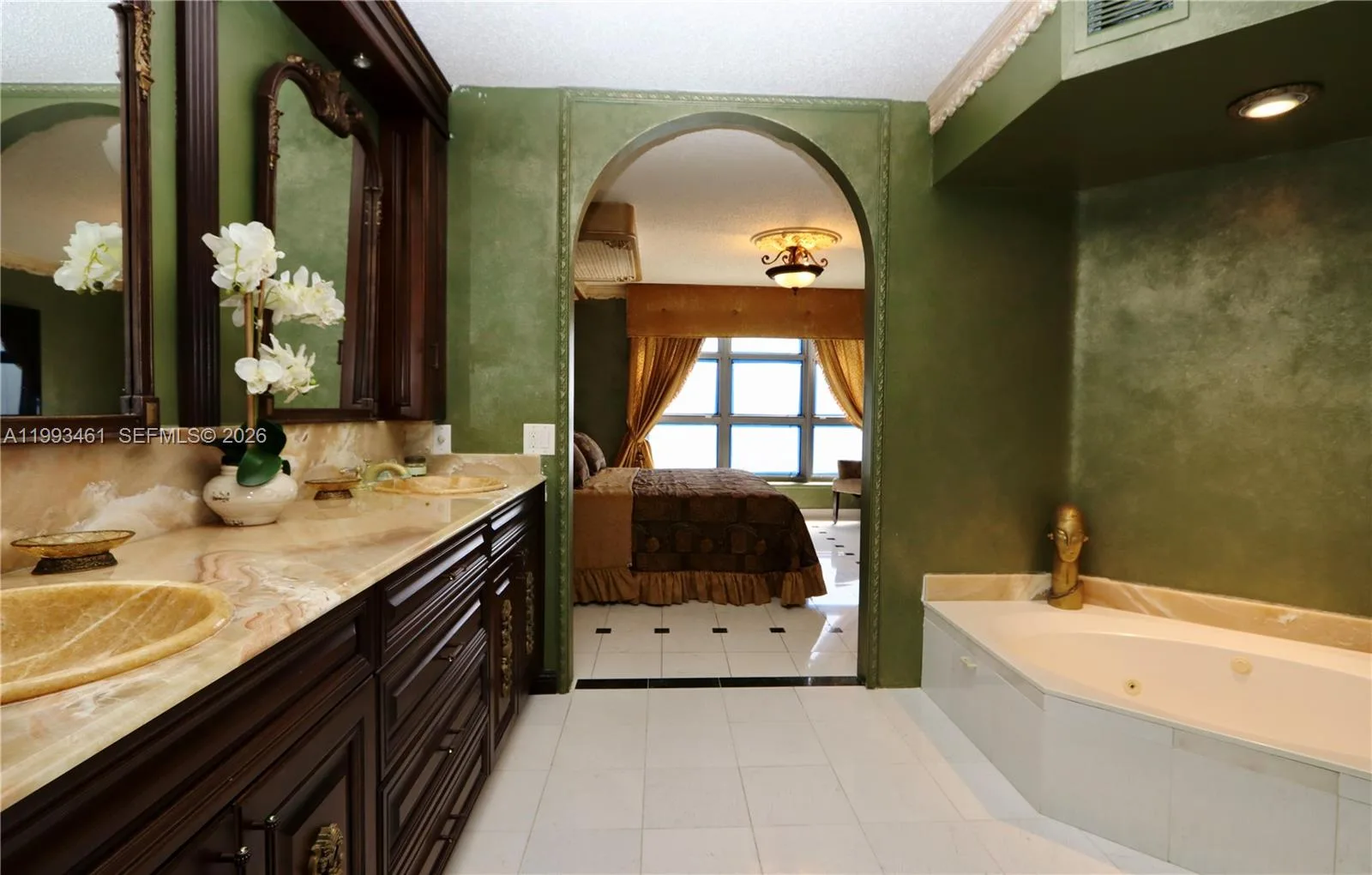 3530 Mystic Pointe Dr # 2915, Aventura, FL 33180 photo 13