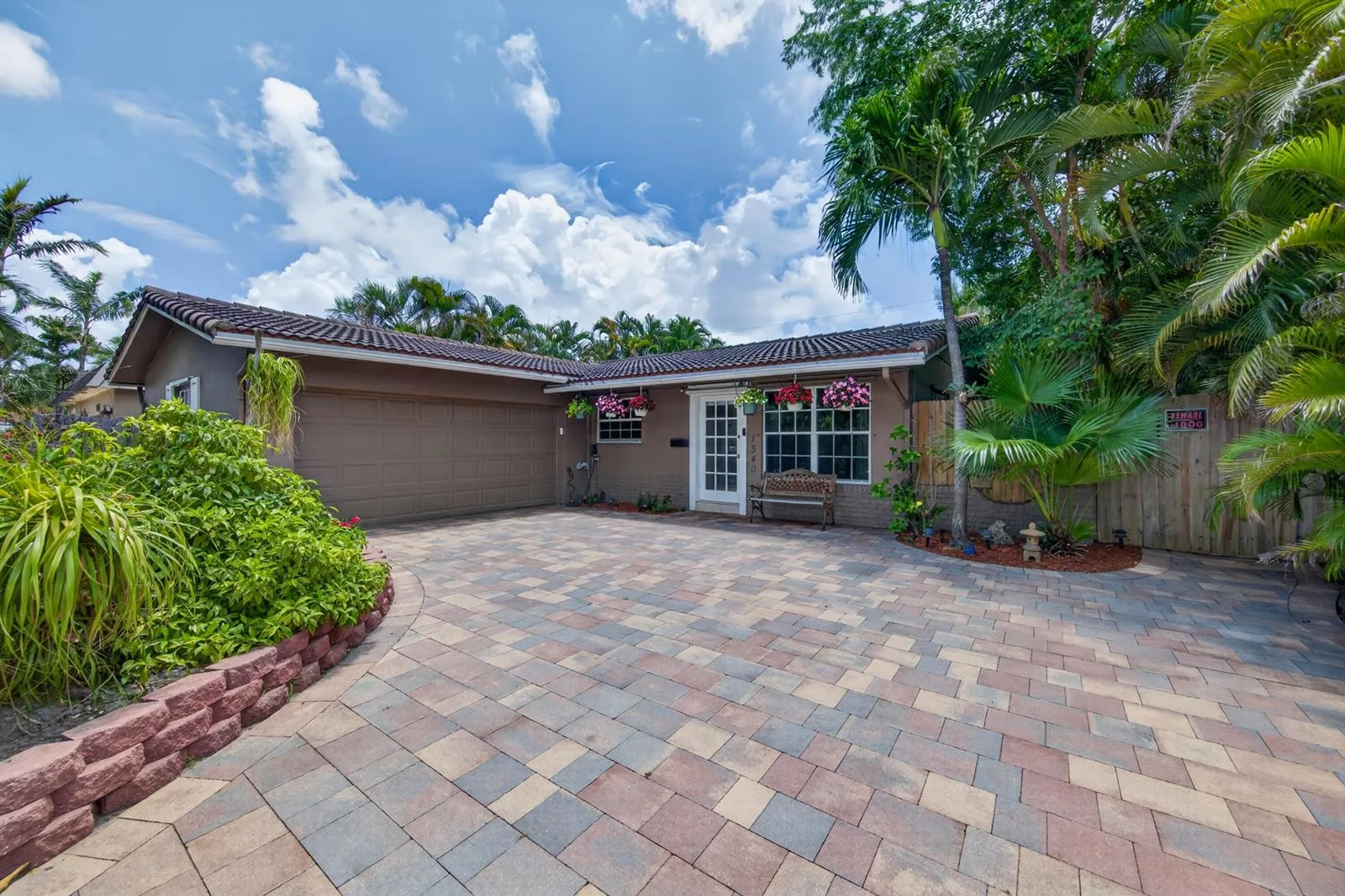 1540 NE 40th Street, Oakland Park, FL 33334