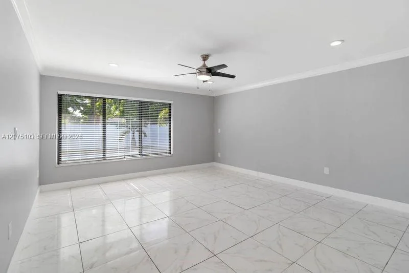 913 SW 49th Ave, Plantation, FL 33317 photo 10