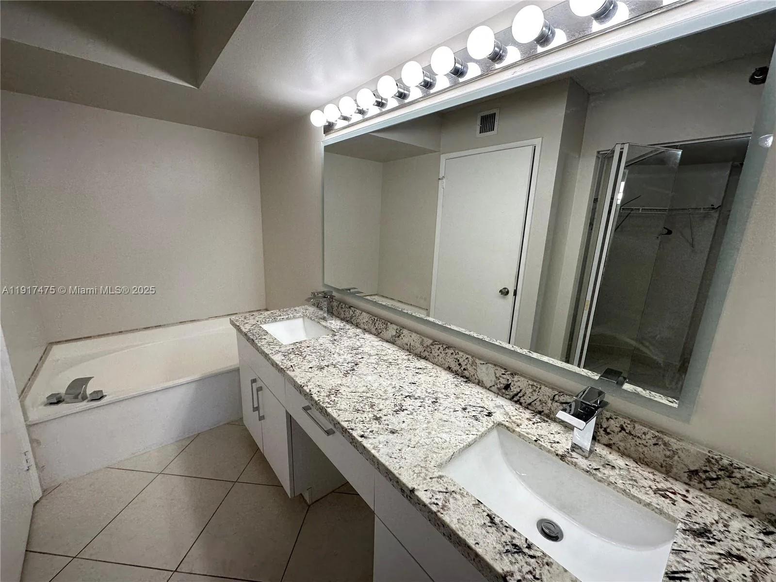 3400 NE 192nd St # 1010, Aventura, FL 33180 photo 12