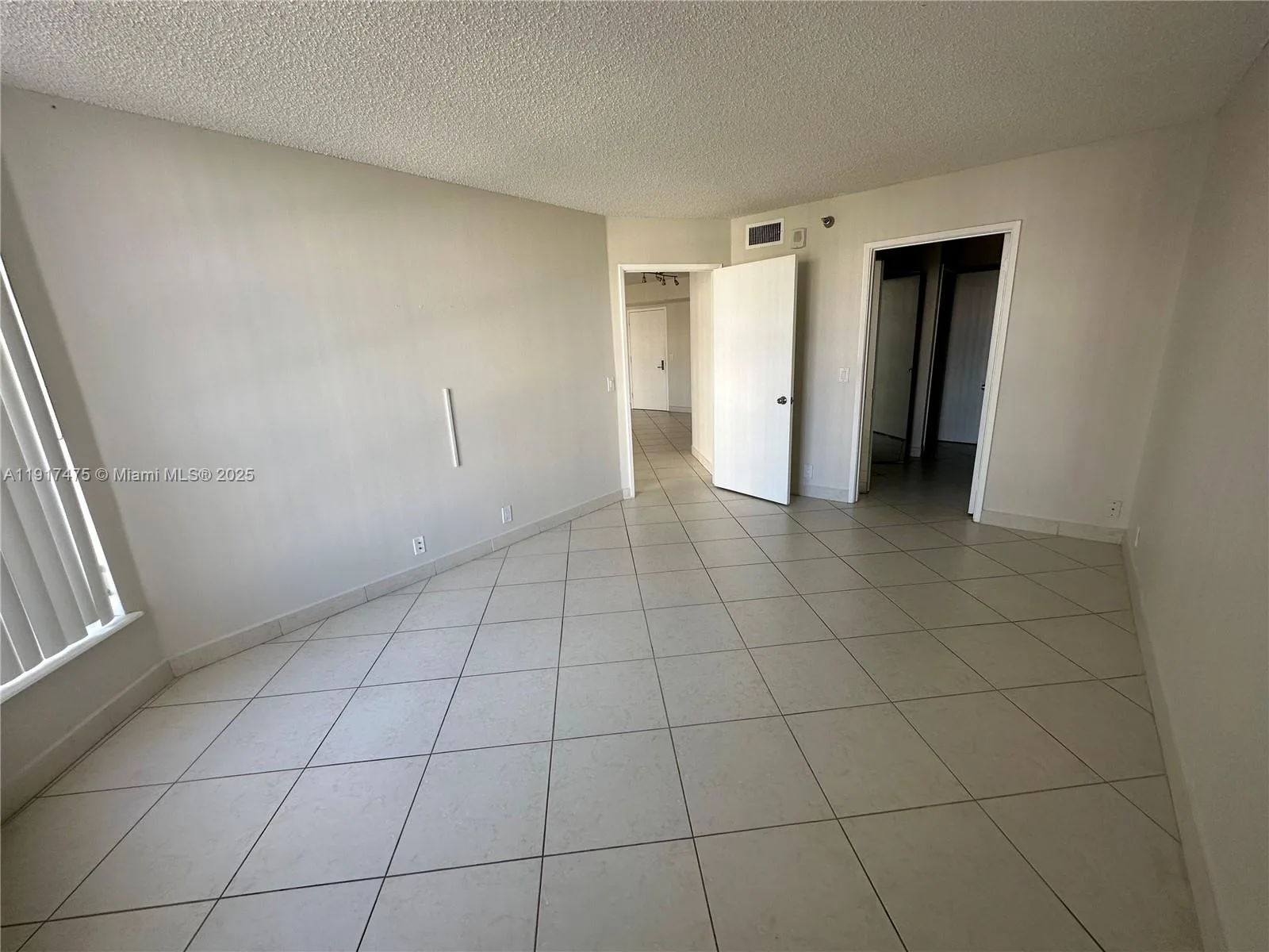 3400 NE 192nd St # 1010, Aventura, FL 33180 photo 6