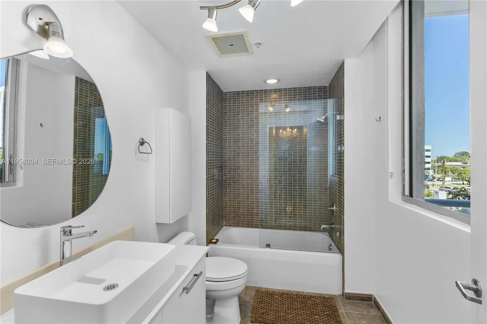 3470 E Coast Ave # H0401, Miami, FL 33137 photo 11