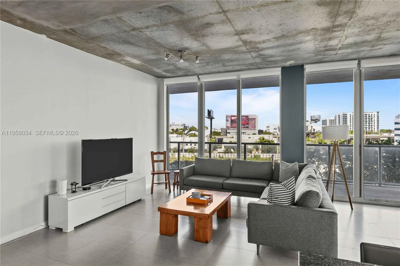 3470 E Coast Ave # H0401, Miami, FL 33137 photo 2