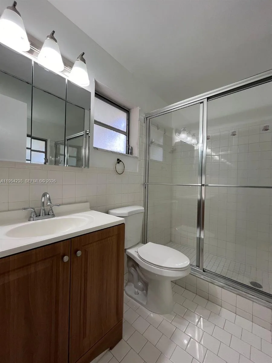 1824 Monroe St # 1, Hollywood, FL 33020 photo 3