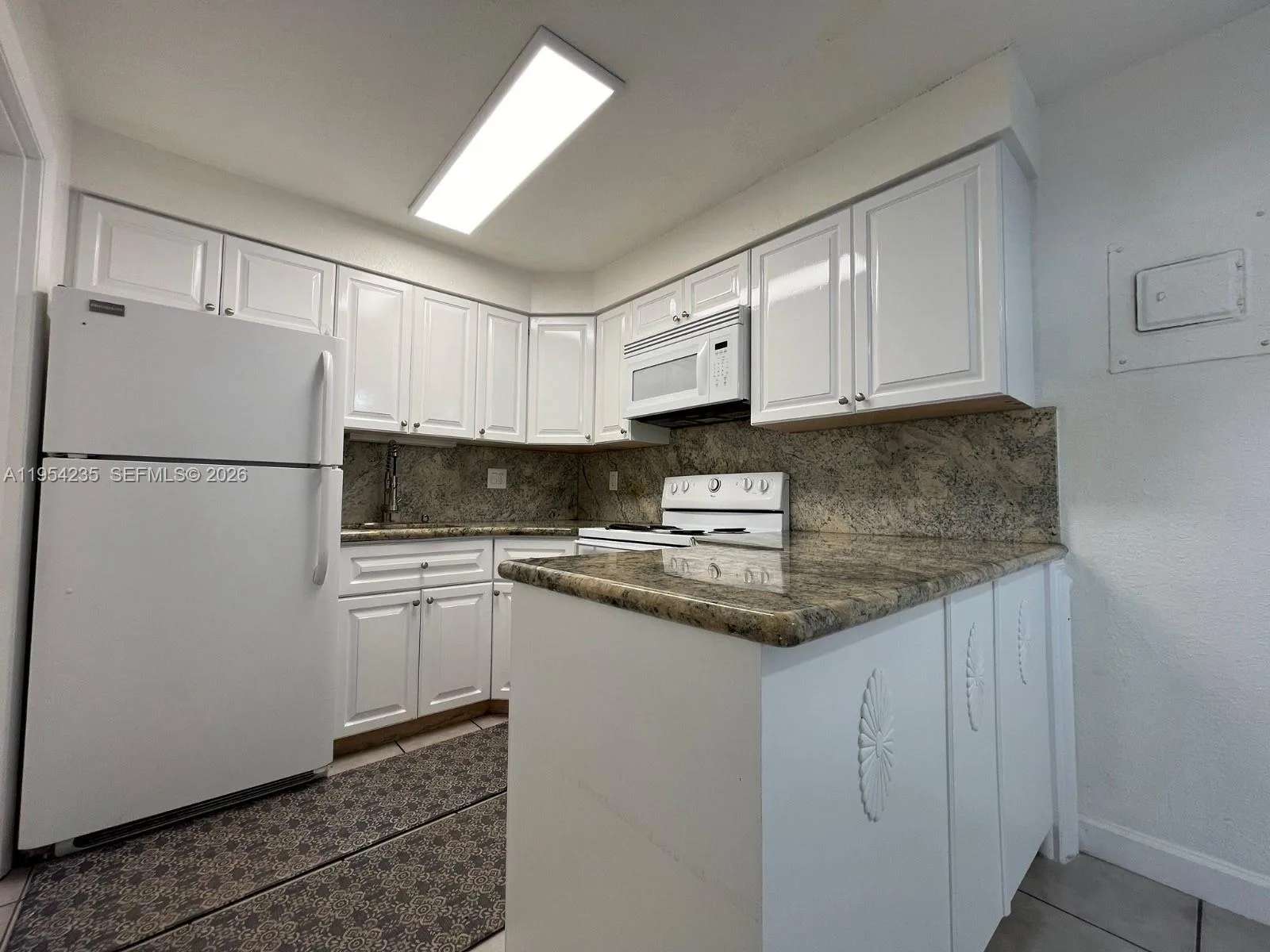 1824 Monroe St # 1, Hollywood, FL 33020 photo 4