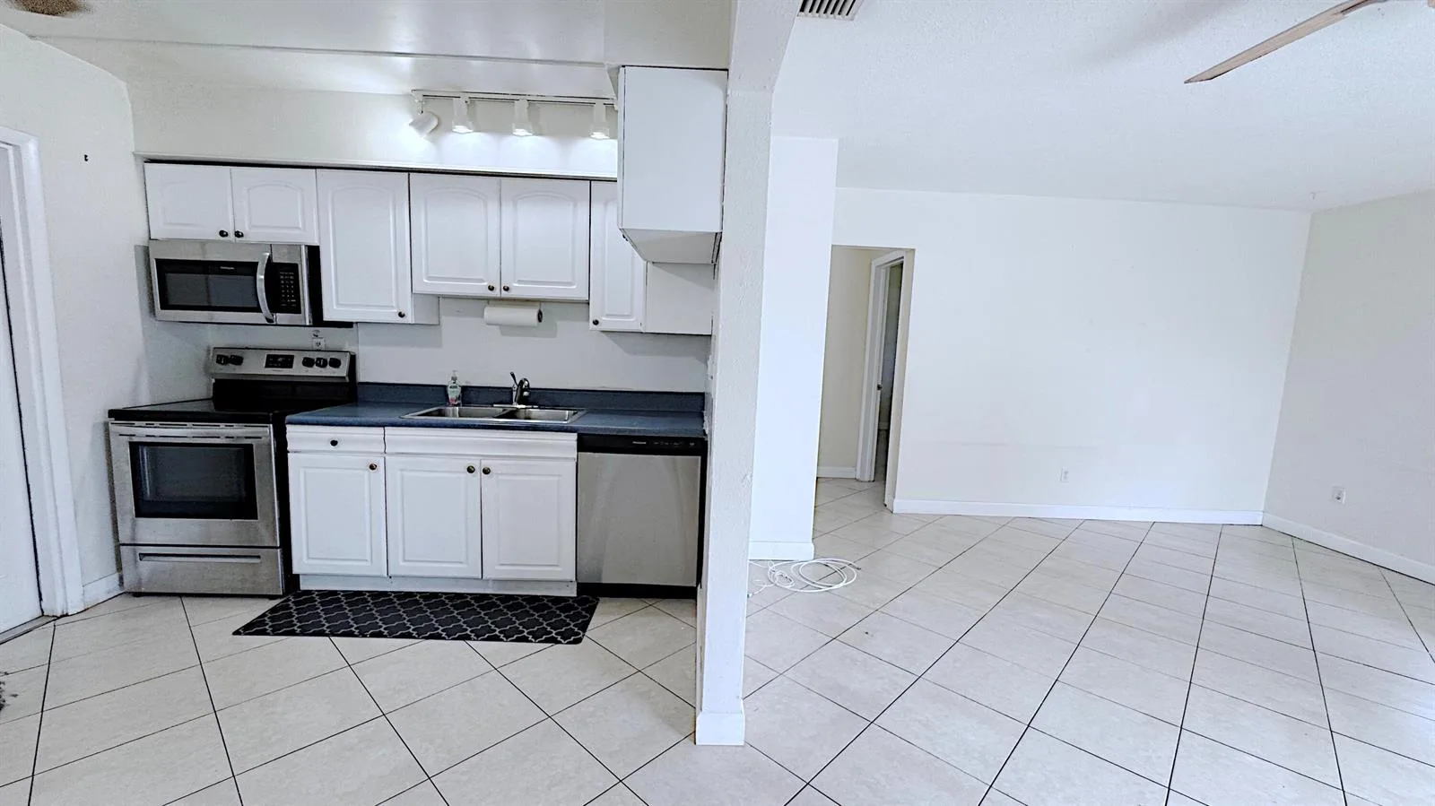 509 SE 2ND Avenue, Dania Beach, FL 33004 photo 11