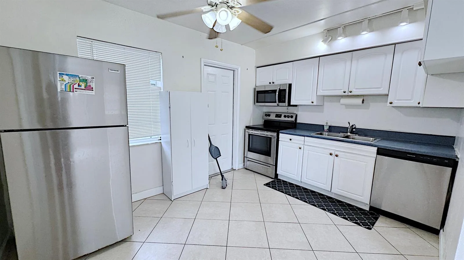 509 SE 2ND Avenue, Dania Beach, FL 33004 photo 9