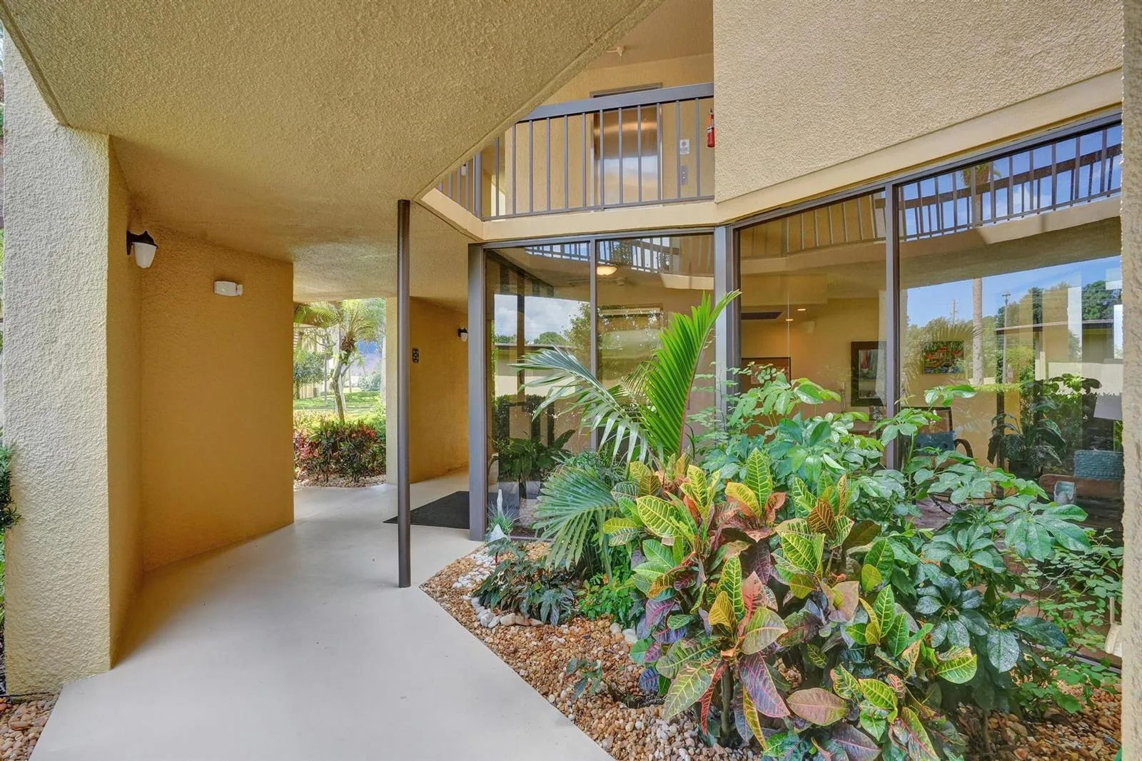 5344 Woodland Lakes Drive # 223, Palm Beach Gardens, FL 33418 photo 5