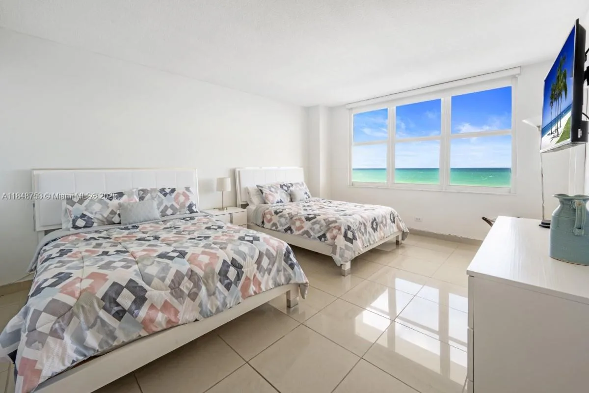 5601 Collins Ave # 511, Miami Beach, FL 33140 photo 2
