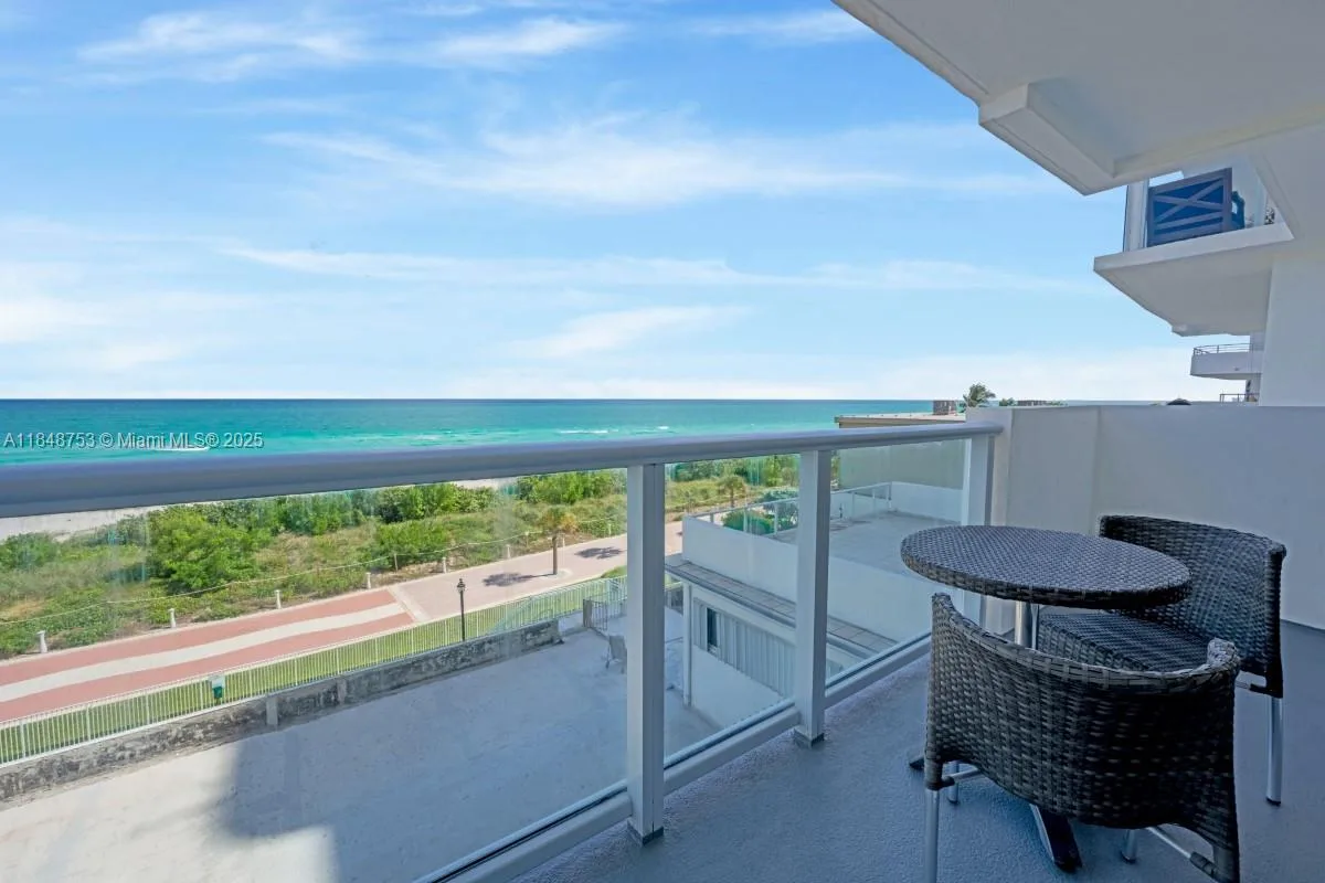 5601 Collins Ave # 511, Miami Beach, FL 33140 photo 5
