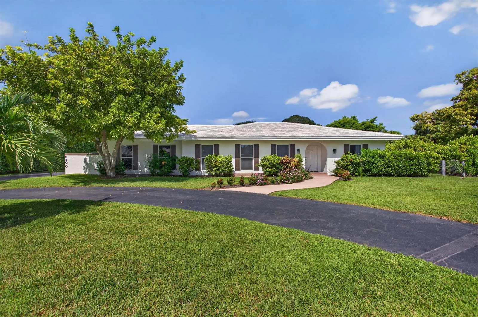 2400 NW 105TH Terrace, Coral Springs, FL 33065